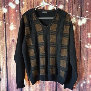 Copper Wool Blend V-Neck Sweater in Black and Brown